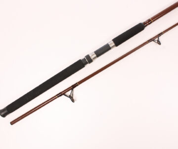 Leeda Spin 9 FT 2000 Series 2 piece sea fishing rod.
