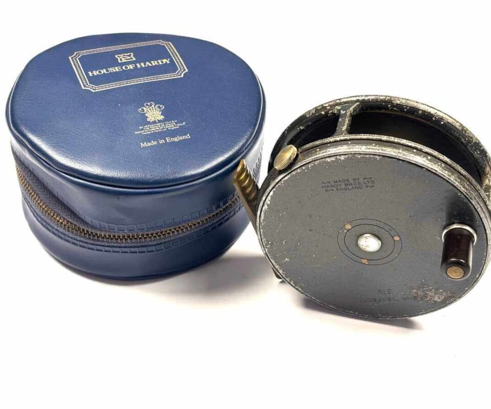   Hardy Perfect 3 7/8″ vintage alloy trout fly reel