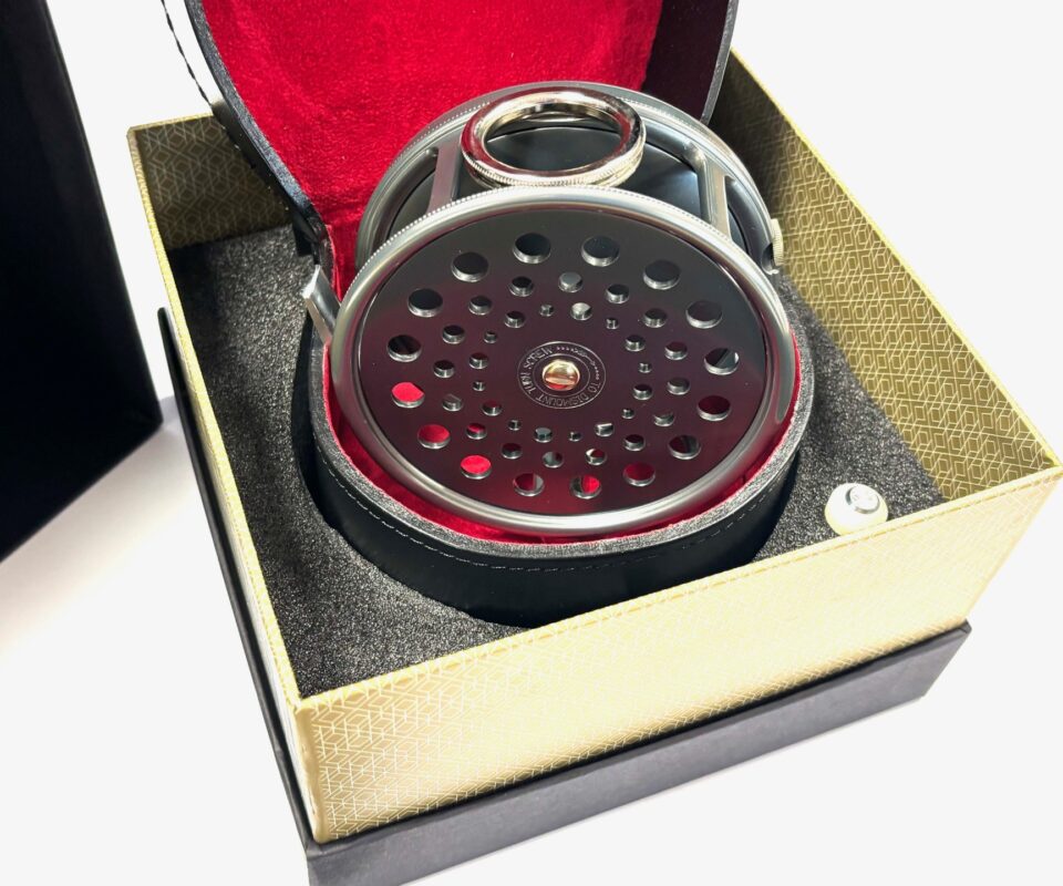   Hardy Bros Limited Edition Perfect Salmon Rivers TAY Series Reel BRAND NEW FREE SHIPPING WORLD WIDE
