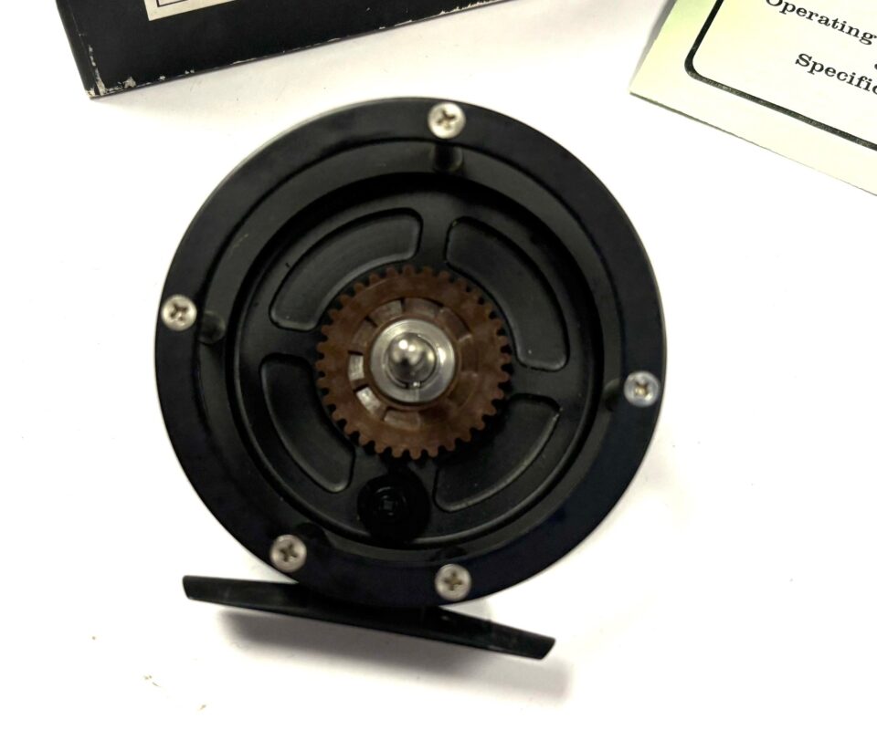   The Ross Reel Cimarron Series C1 With 3 Spare Spools & Box