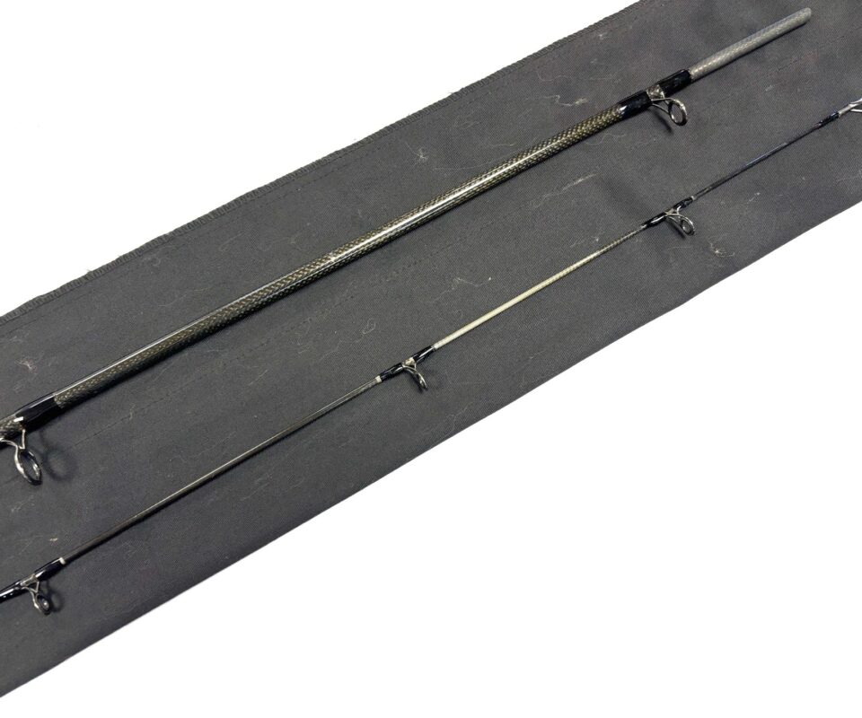   Harrison Torrix 2 piece 11ft Carp rod 1 1/4Ib TC With Bag Excellent Condition