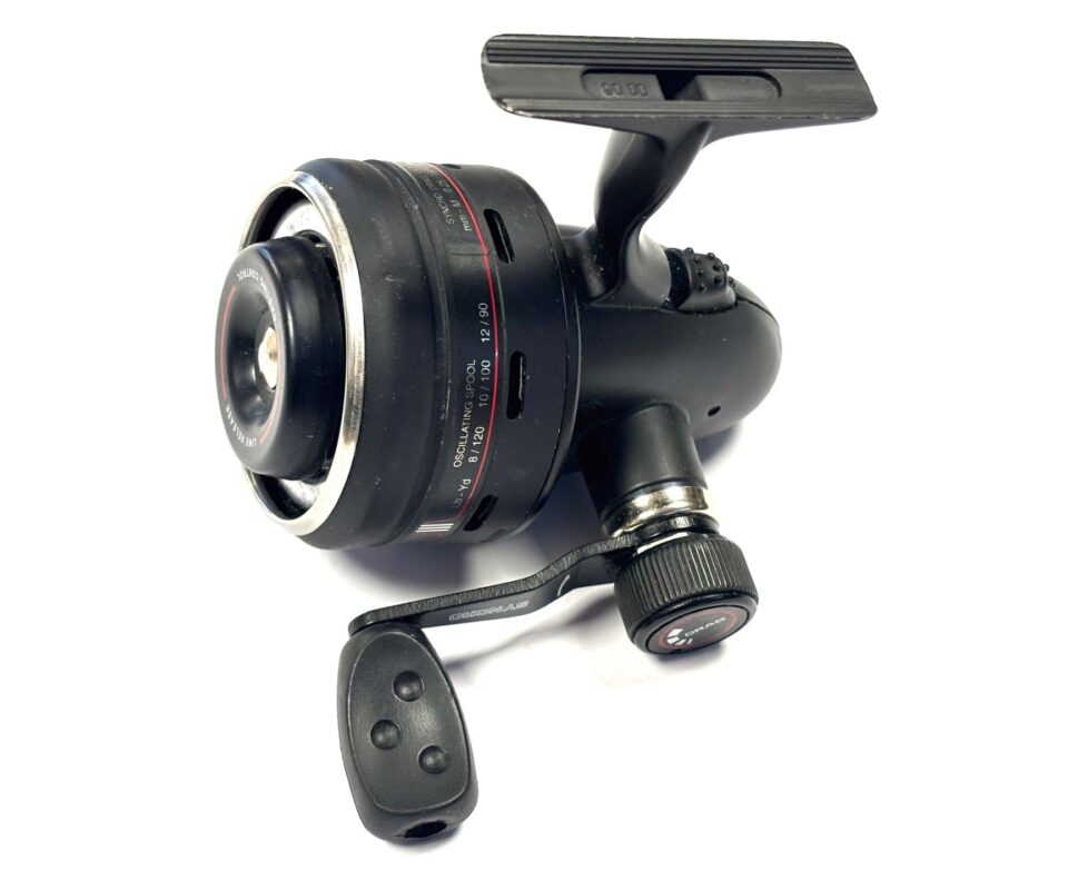   Abu Premier 704 Closed Face Trotting Reel
