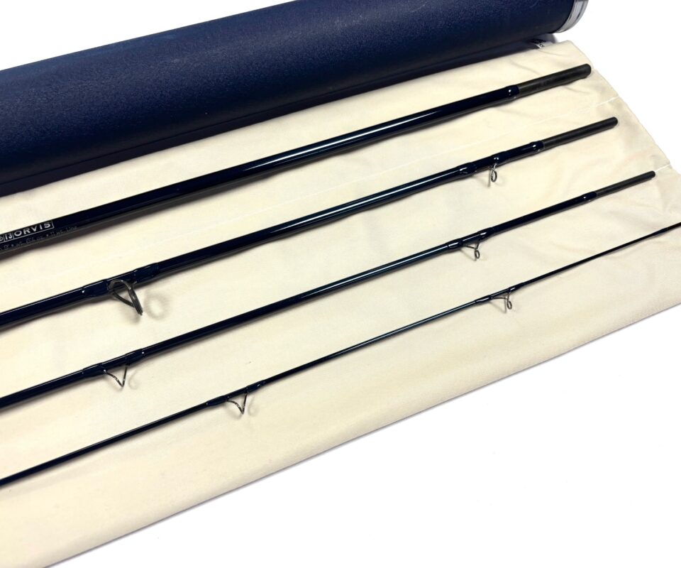   Orvis T3 9' 4 piece graphite travel trout fly rod #11  bag & alloy tube, salt or freshwater 6 1/8oz MINT