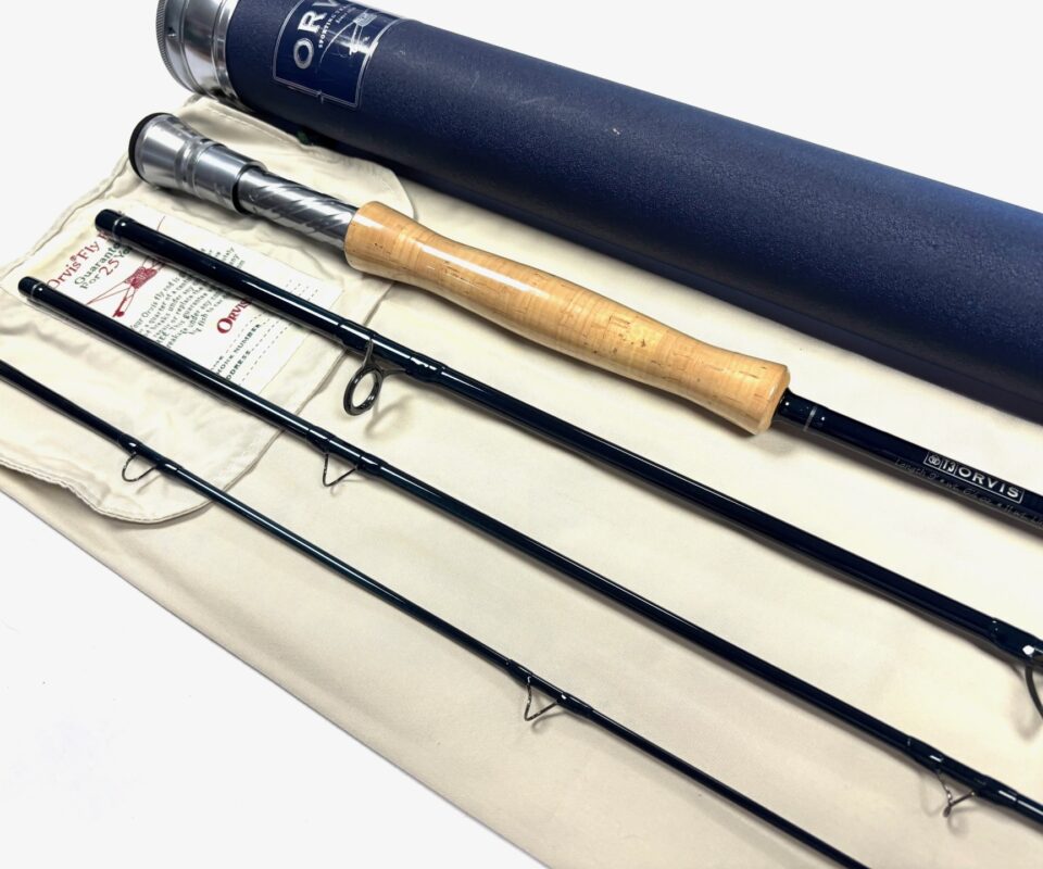   Orvis T3 9' 4 piece graphite travel trout fly rod #11  bag & alloy tube, salt or freshwater 6 1/8oz MINT