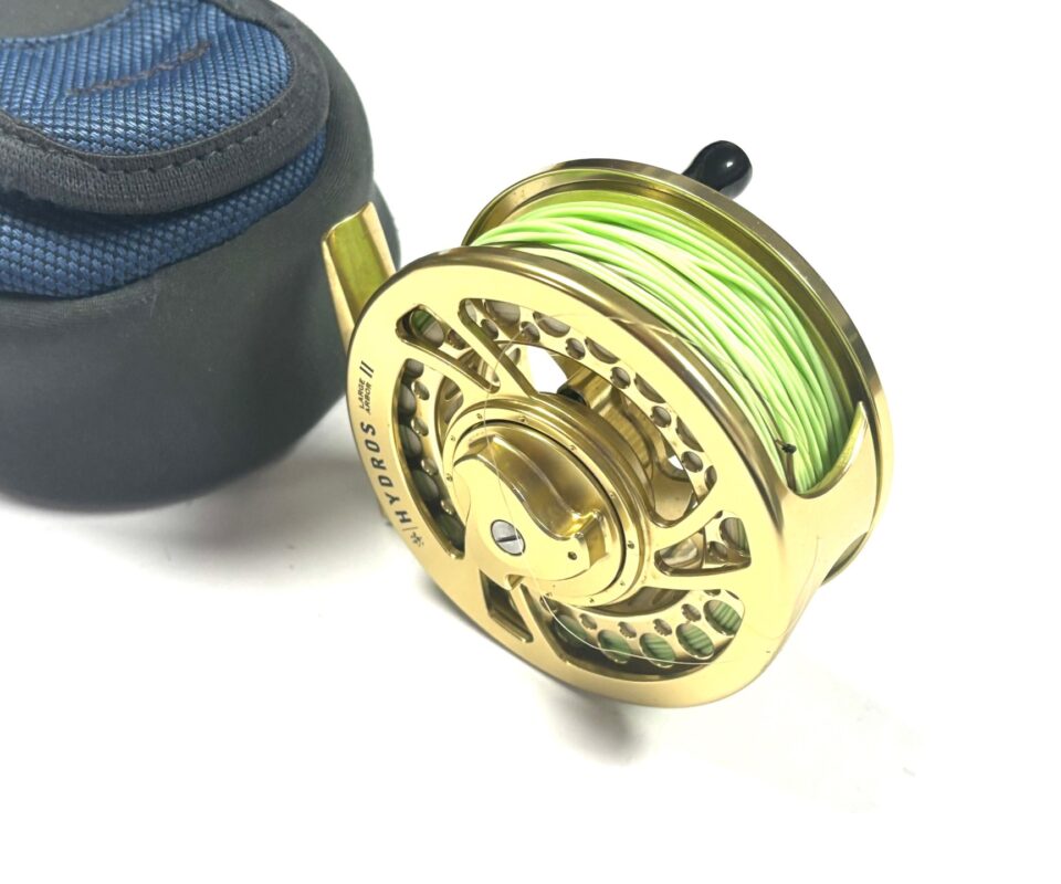   Orvis Hydros II 3.5″ Large Arbor Gold Fly Reel With Pouch
