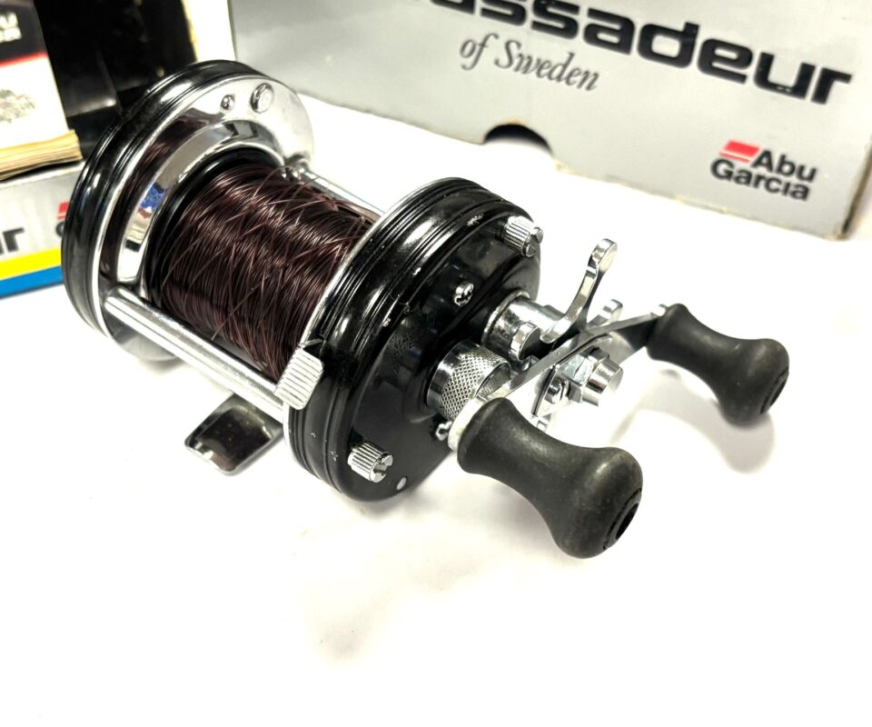   Abu Ambassadeur 6500 CT  Rocket Multiplier reel with box