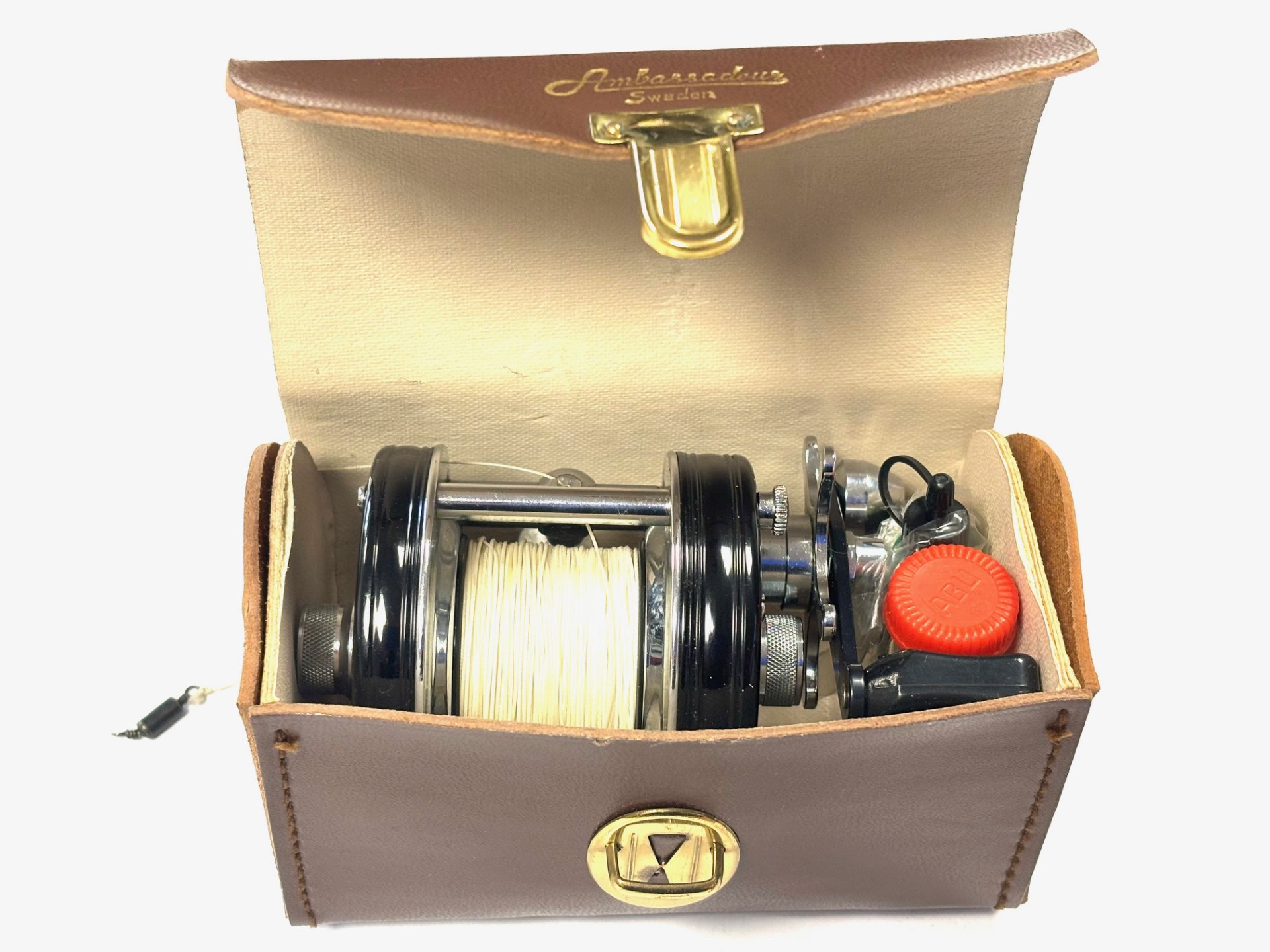 Abu Sweden Ambassadeur 5000C multiplier reel & black leather case
