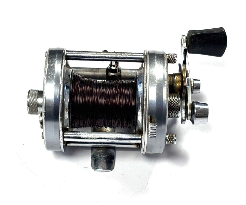   Abu Sweden Ambassadeur 6000 C silver high speed vintage reel