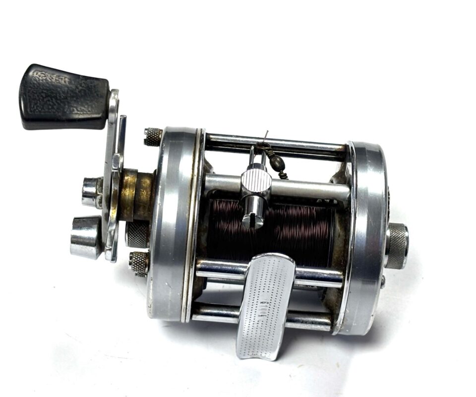   Abu Sweden Ambassadeur 6000 C silver high speed vintage reel