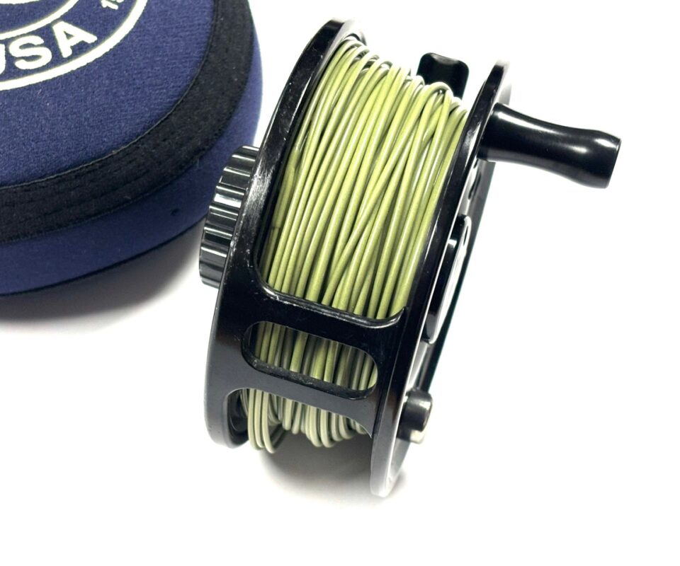   Ross 4" CLA 5 Salt Water Fly Reel With Pouch & Line