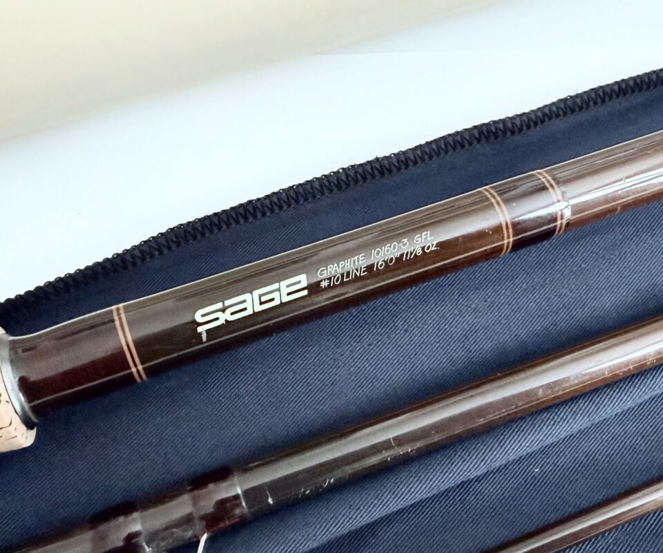   Sage Graphite III GFL 10160-3 16′ 3 Piece Salmon Fly Rod #10 With Bag and Alloy Tube
