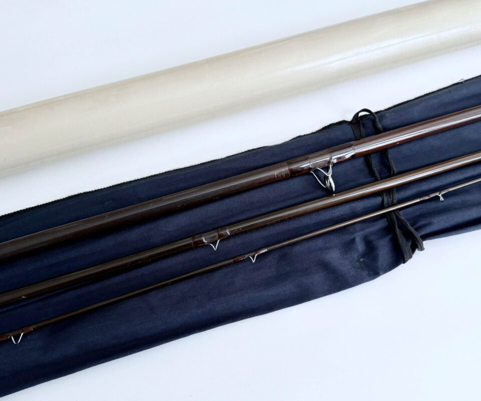   Sage Graphite III GFL 10160-3 16′ 3 Piece Salmon Fly Rod #10 With Bag and Alloy Tube