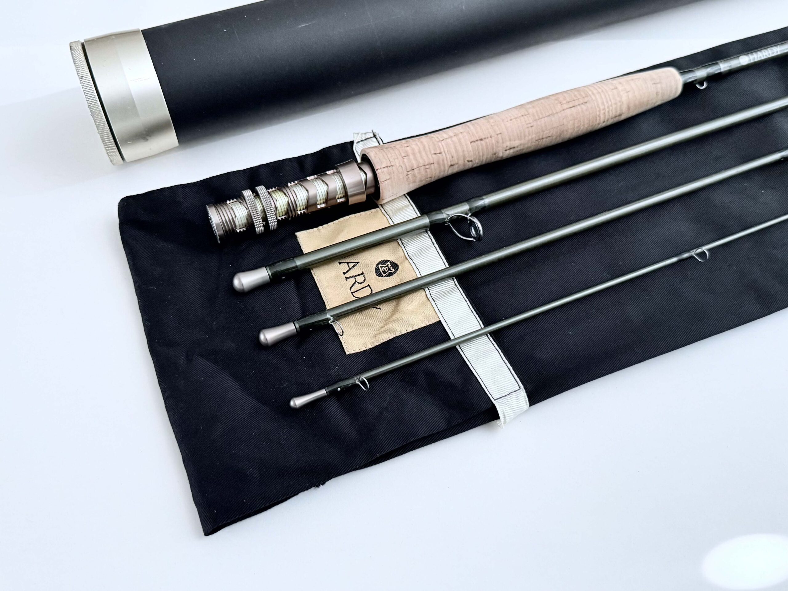 Hardy Zenith Sintrix 9′ Four Piece Graphite Fly Rod #4 with Bag & Tube