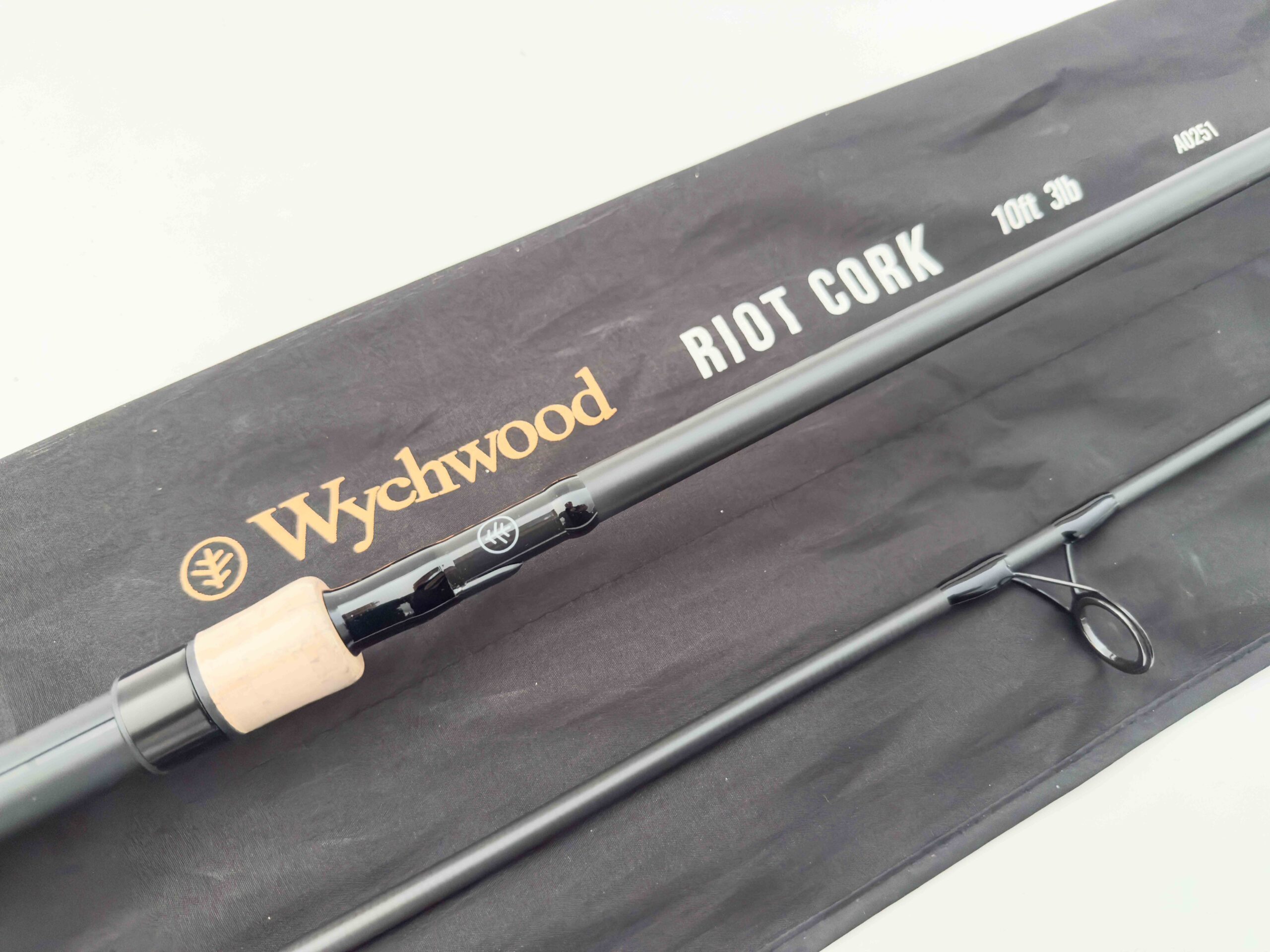 Whychwood, The Riot Cork pike fishing rod - Peter Wheat Collection
