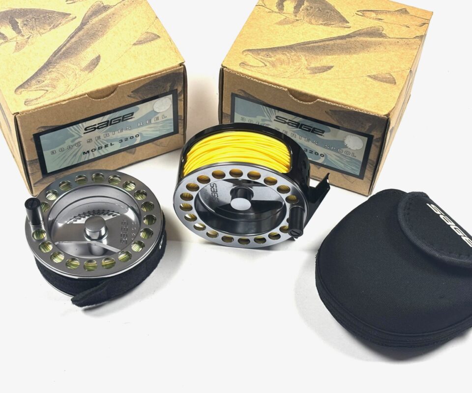   Sage 3200 Series Trout Fly reel 3.25″Gunmetal Finish With Spare Spool Pouch And Boxes