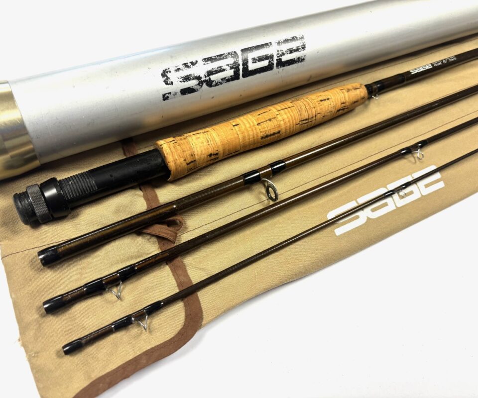   Sage Graphite 2 690-4DS fly rod 9' 4 piece #6, rare rod with Sage tube