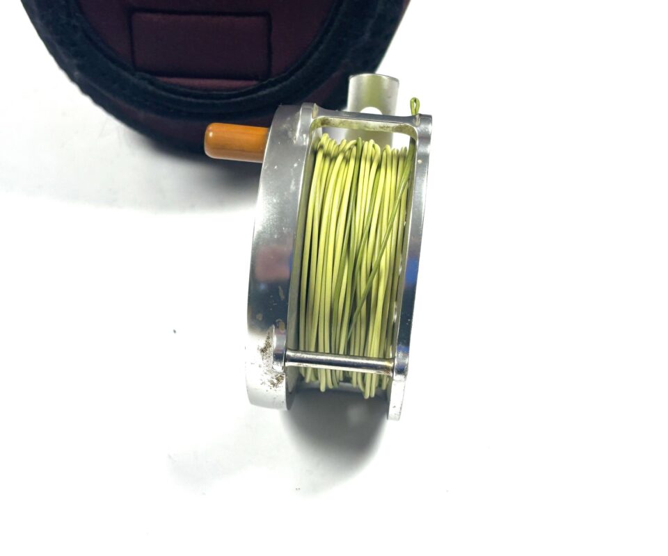 Hardy Bougle MK VII 3.25″ trout fly reel with pouch