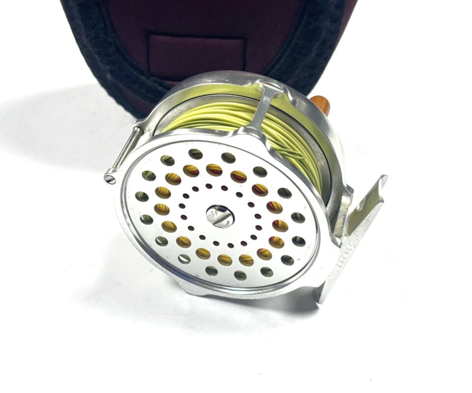 Hardy Bougle MK VII 3.25″ trout fly reel with pouch