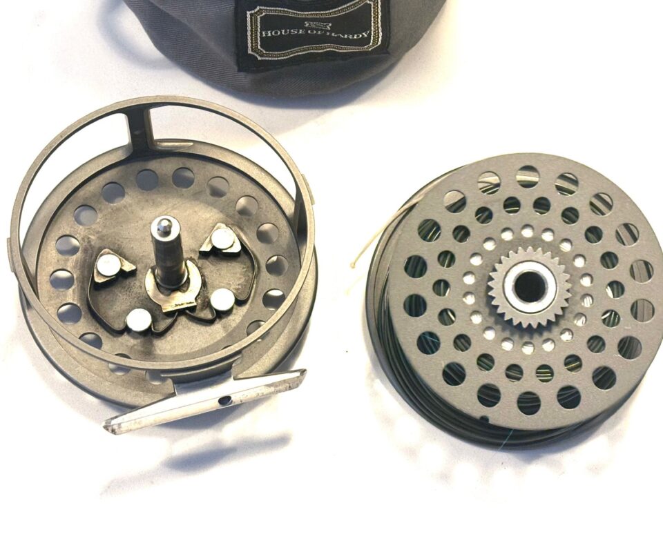 Alternative view of Hardy JLH 4″ salmon fly reel No 347 with Two Spare Spools & Hardy Drawstring Bag