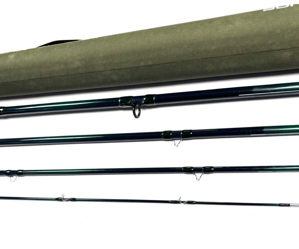 Sonic SK3 Three Piece Salmon Fly Rod 15' Line #10/11 With Bag And Case