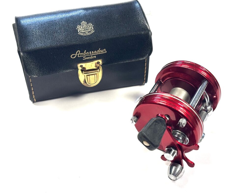 Abu Ambassadeur 5000 Sweden reel with case