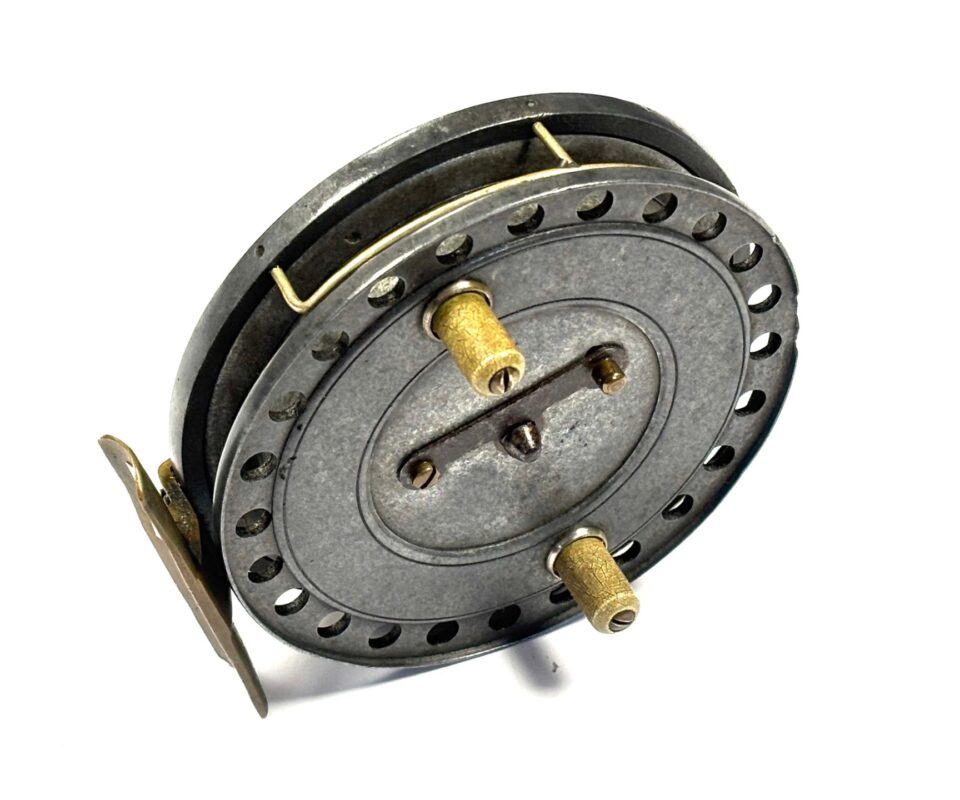 An Allcock’s of Redditch Perfection Flick em, 4 1/8” alloy trotting reel,back plate stamped ‘ Presented by The Daily Mirror’ , so it’s a prize reel for a notable fish, face plate tension regulator, small chip on the handle, 6 spoke to the underside of drum With back plate optional check, the reel spins straight and well, ready to use