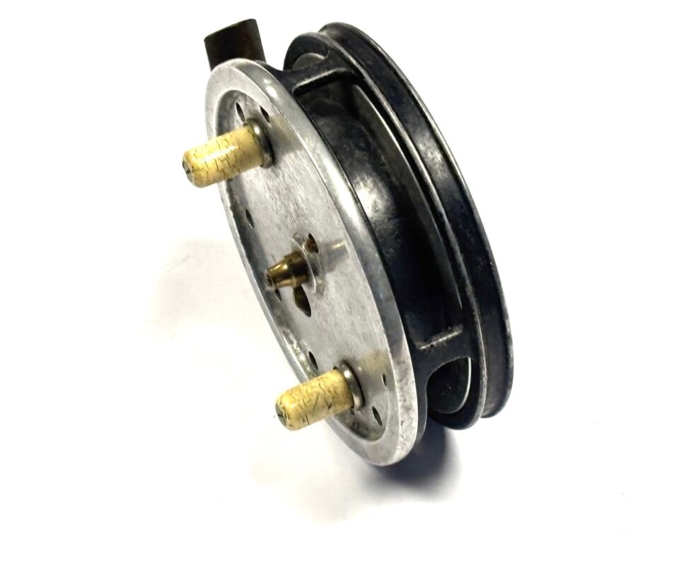 Alternative view of Allcock’s of Redditch Perfection 'Flick em' 4 1/8” alloy trotting reel