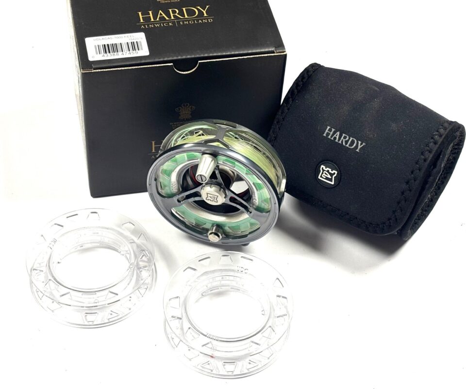 Hardy UDC 7000 large arbor fly reel with two spate cassettes & box