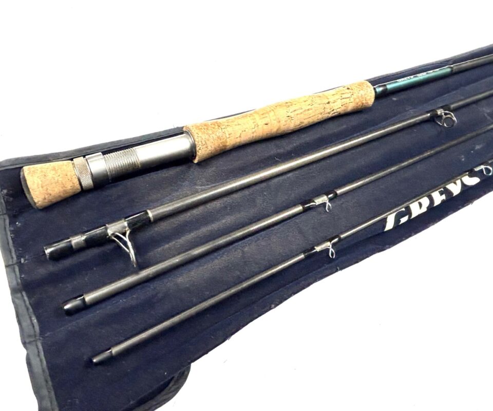 Greys GS 10' 3 piece carbon fly rod, #8 with bag