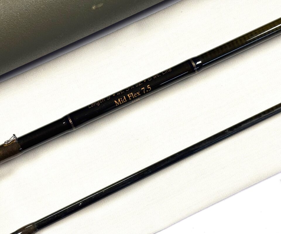 Alternative view of Orvis T3 9′ 2 Piece graphite travel fly rod #6 bag & alloy tube, salt or freshwater Fine