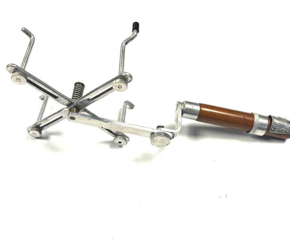 Hardy Compact Line Dryer Wood Handle Fine Condition