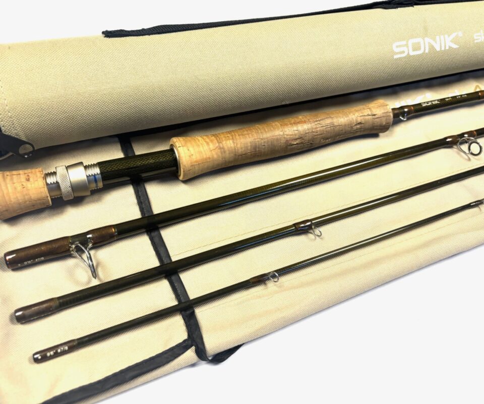 Alternative view of Sonic SK4 four piece 9' 6" trout fly rod line #7/8 with bag and case