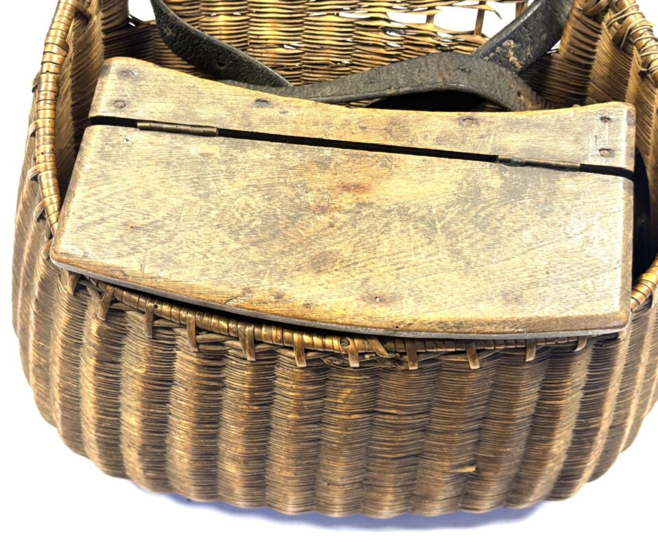 Alternative view of Pot-Bellied Wicker Creel with Internal Tackle Case