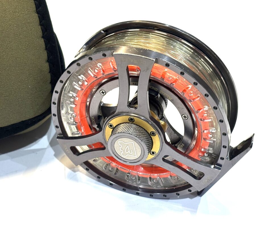 Hardy Ultralite 7000 CLS Fly Reel (with 2 Cassette Spools)