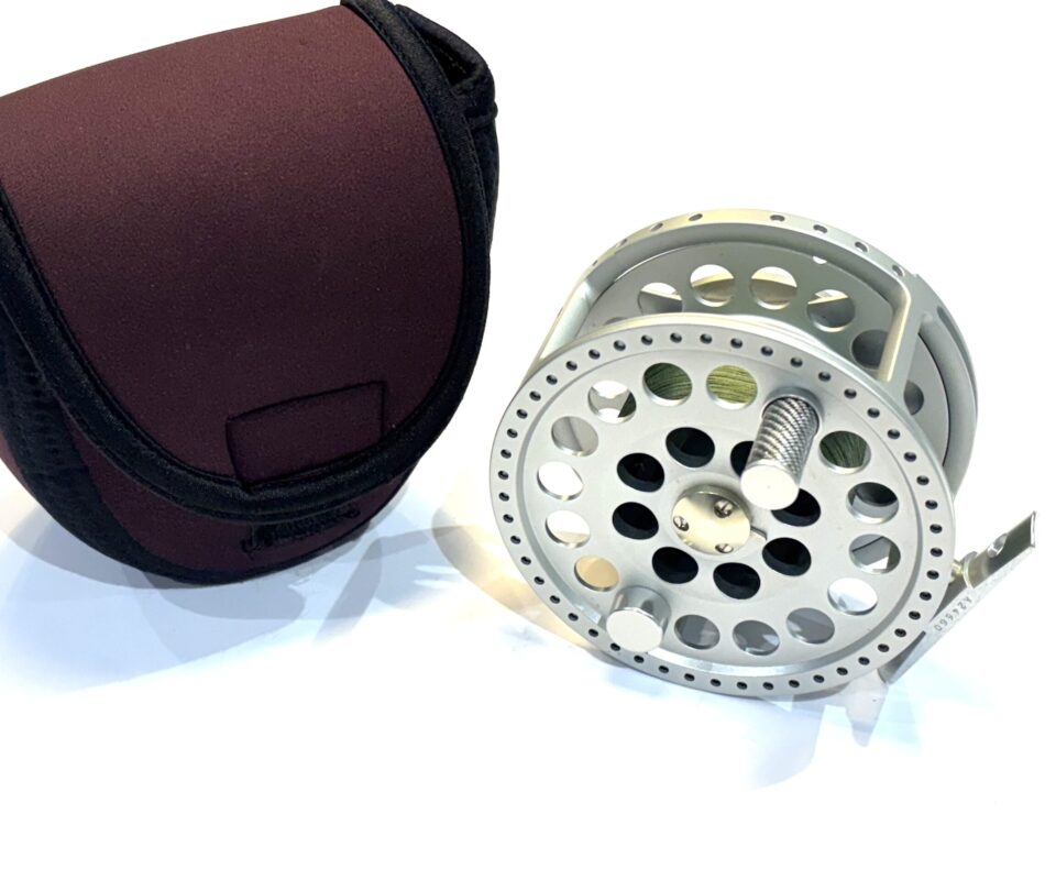 Hardy Ultralite 7000 CLS Fly Reel (with 2 Cassette Spools)