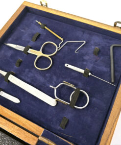Alternative view of Fly Tying Box with Tools