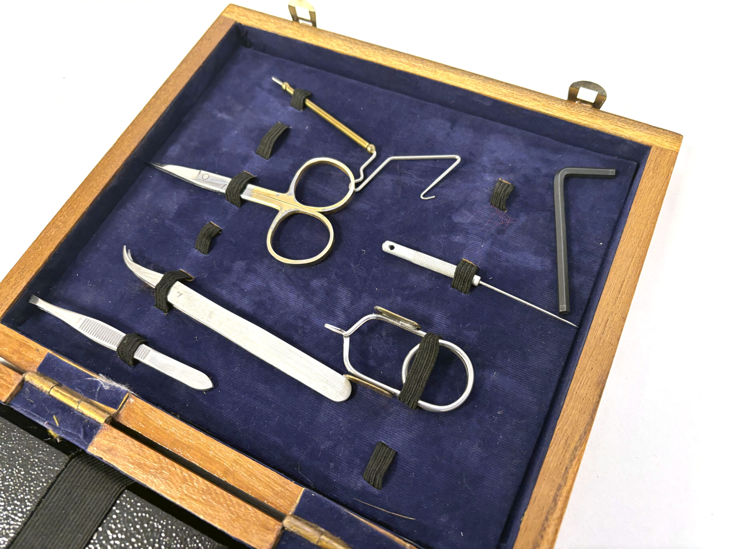 Fly Tying Box with Tools - Image 2