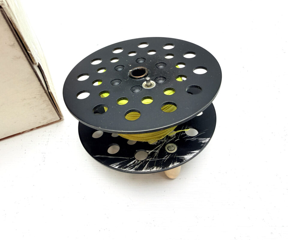 Alternative view of Pflueger Medalist #495 Spare Spool