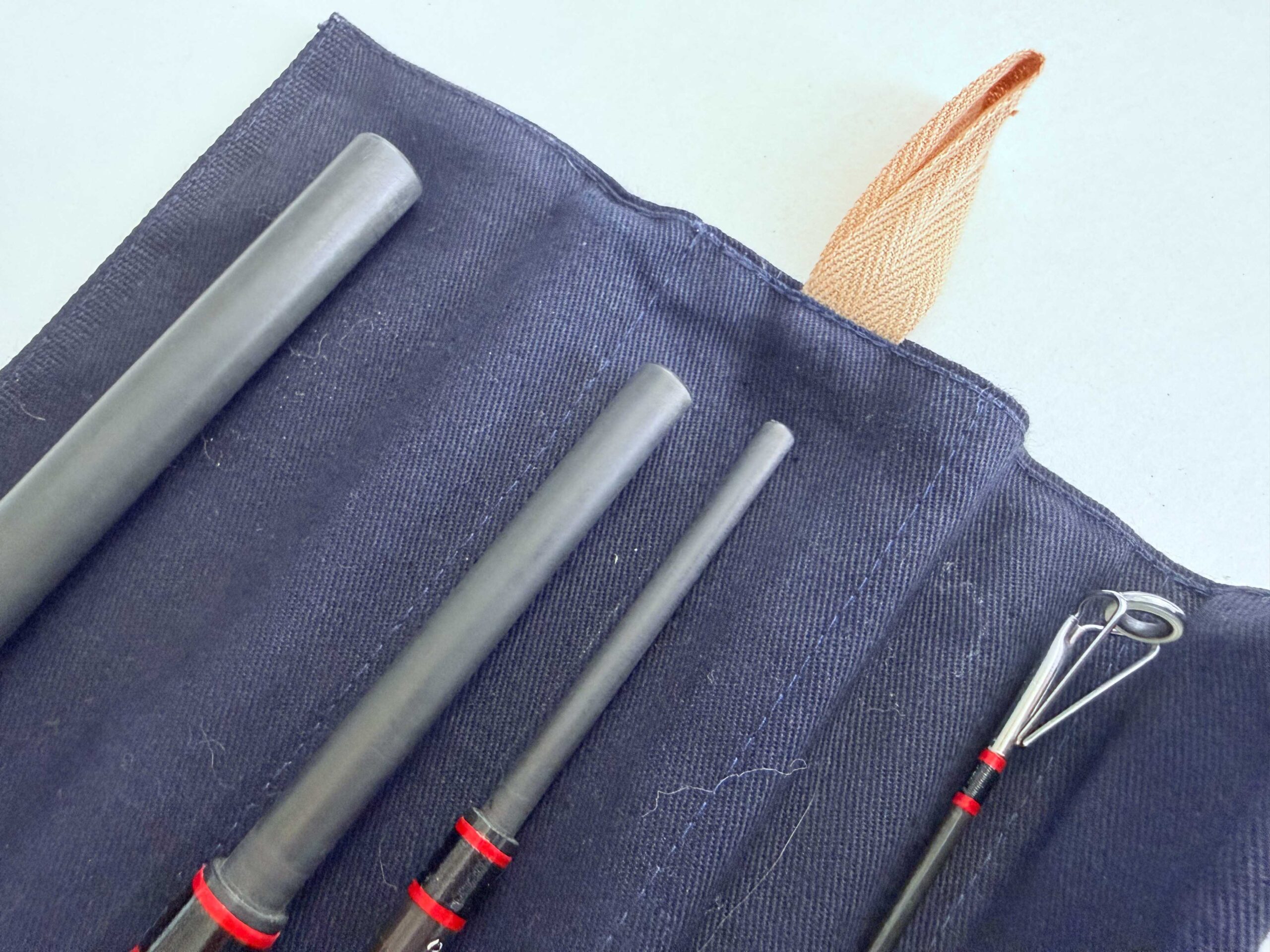Hardy Graphite 18’ #12 Salmon Fly Rod (4-Piece) - Image 8