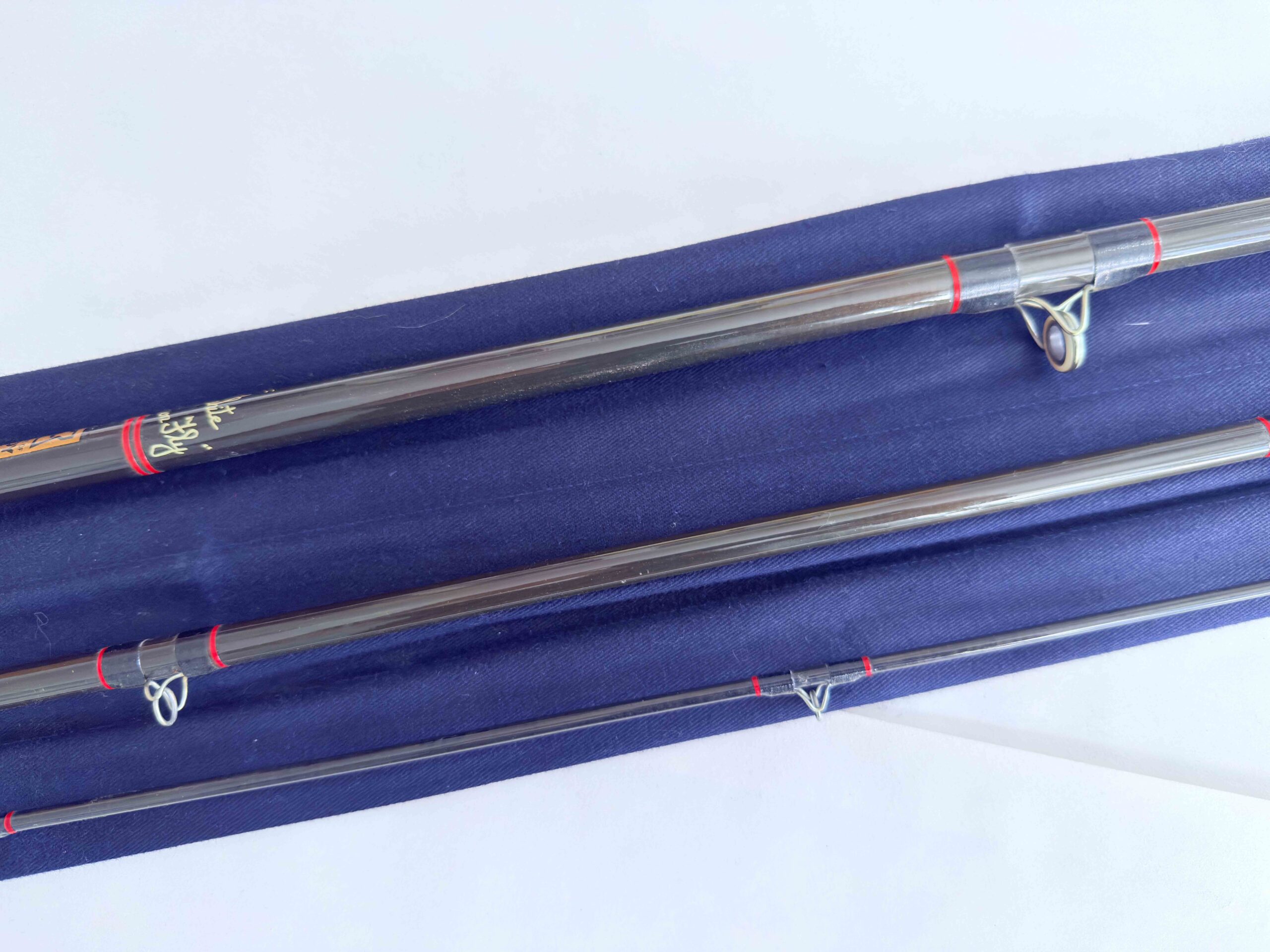 Hardy Graphite 15’4” #10 Salmon Fly Rod (3-Piece) - Image 6