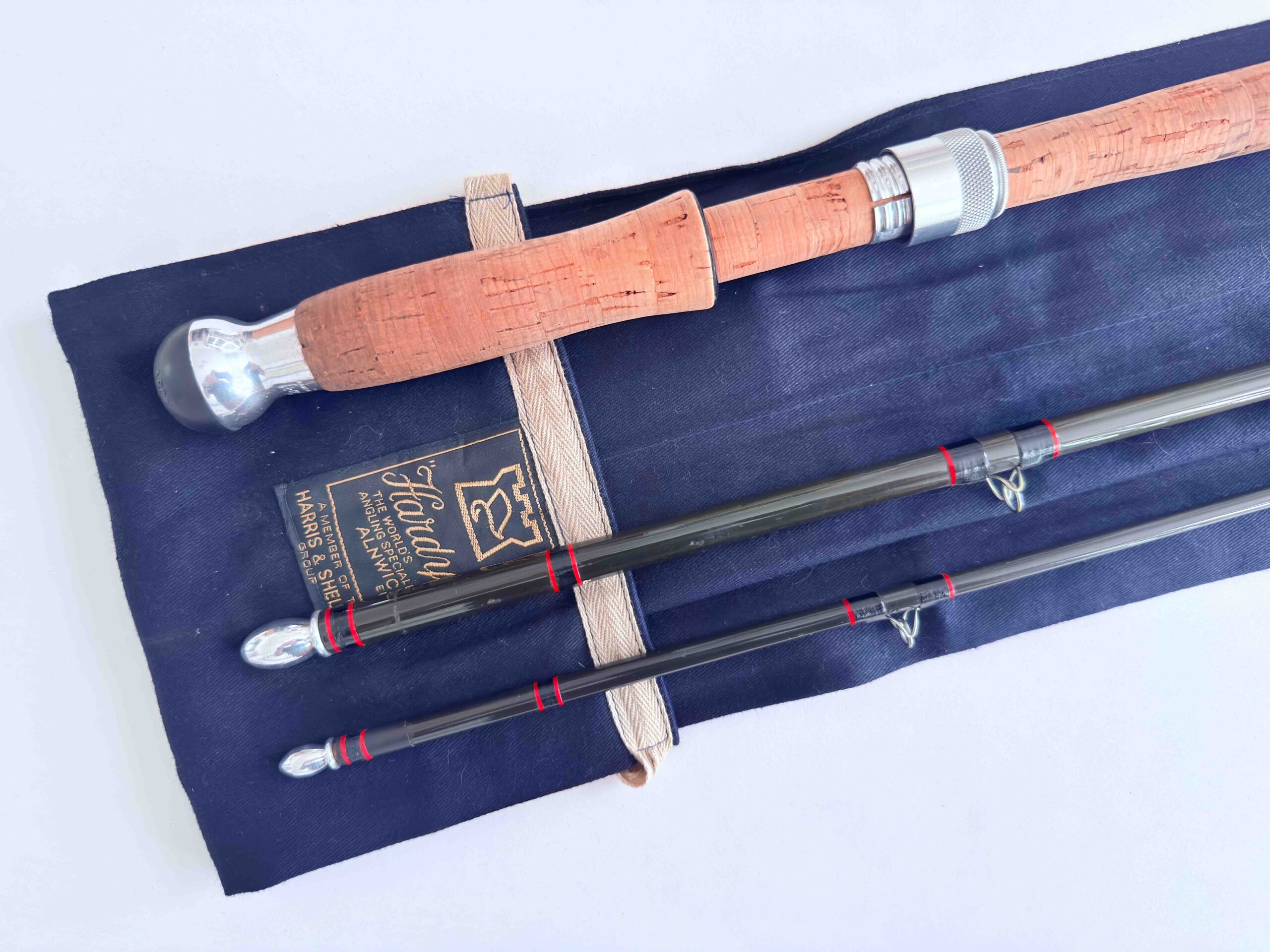 Hardy Graphite 13’9” #9 Salmon Fly Rod (3-Piece) - Image 3