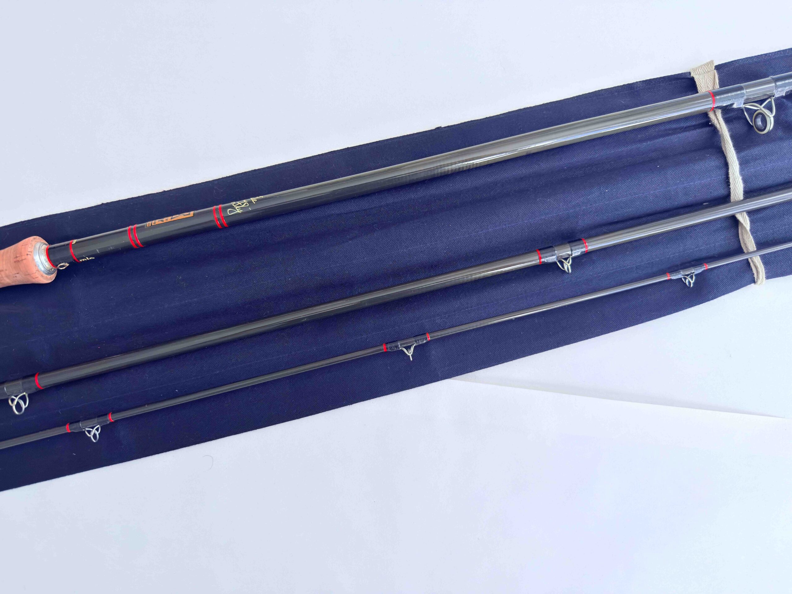 Hardy Graphite 13’9” #9 Salmon Fly Rod (3-Piece) - Image 5