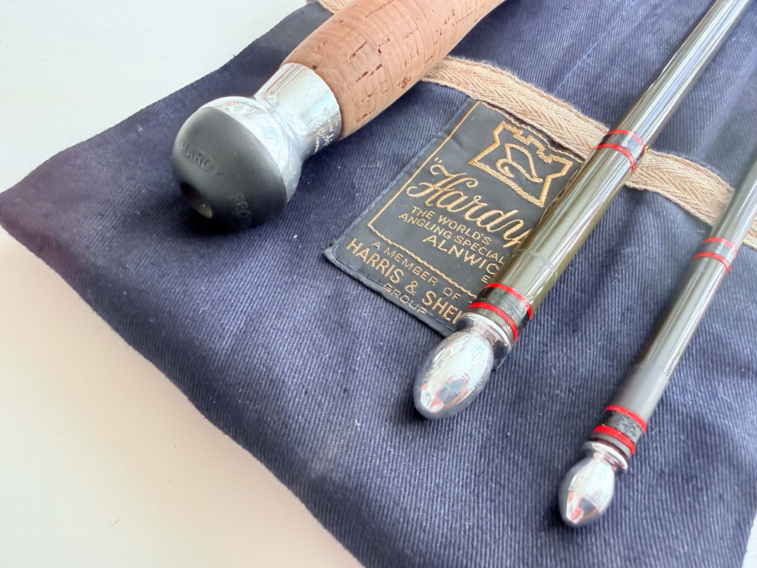 Hardy Graphite 13’9” #9 Salmon Fly Rod (3-Piece) - Image 8