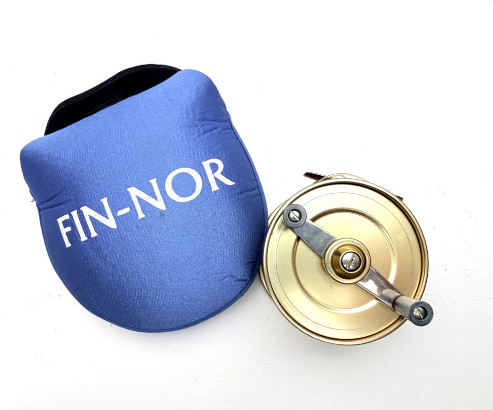 Alternative view of Fin-Nor No.4 Saltwater Reel