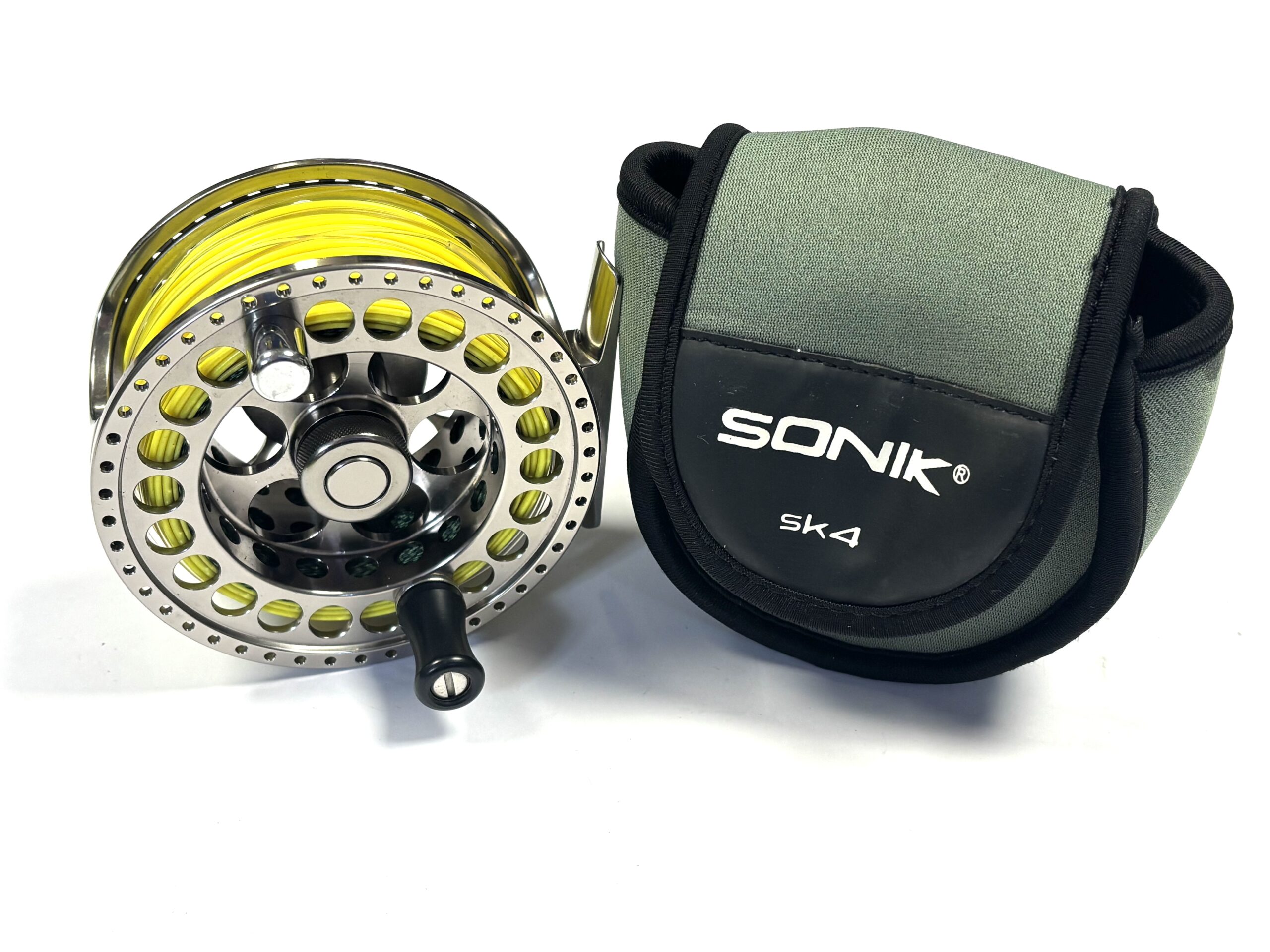 Sonik SK4 Salmon Fly Reel