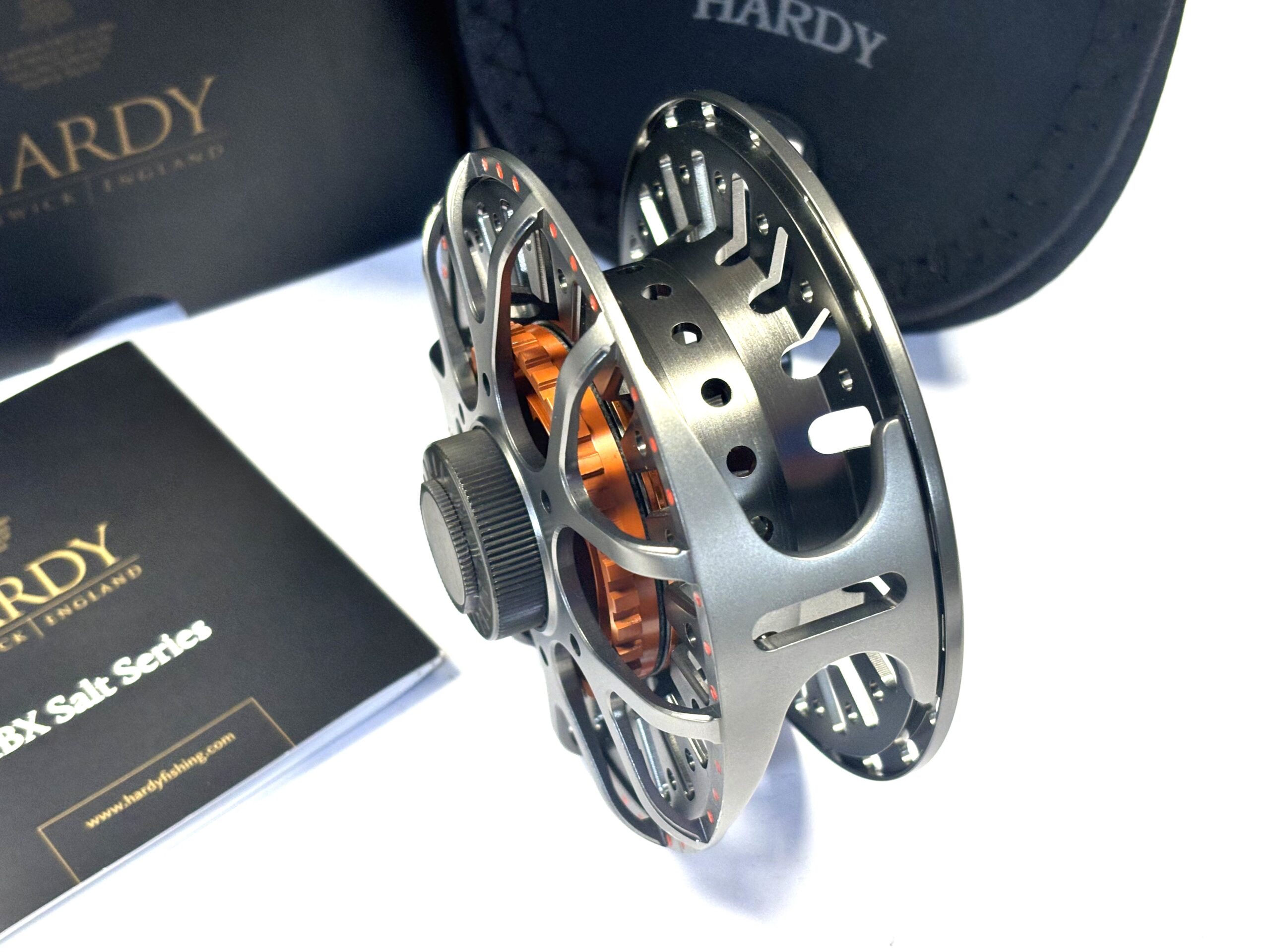 Hardy HBX AWS Saltwater Fly Reel - Image 3