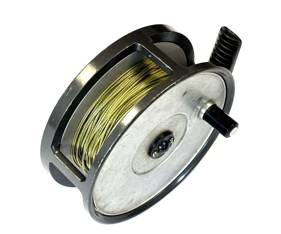 Alternative view of Hardy Hydra Salmon Fly Reel 4 3/8"