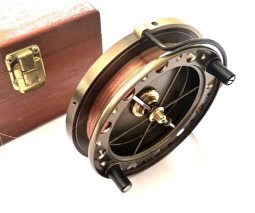 Alternative view of J.W. Young Purist II 2051 4.5” Centrepin Trotting Reel