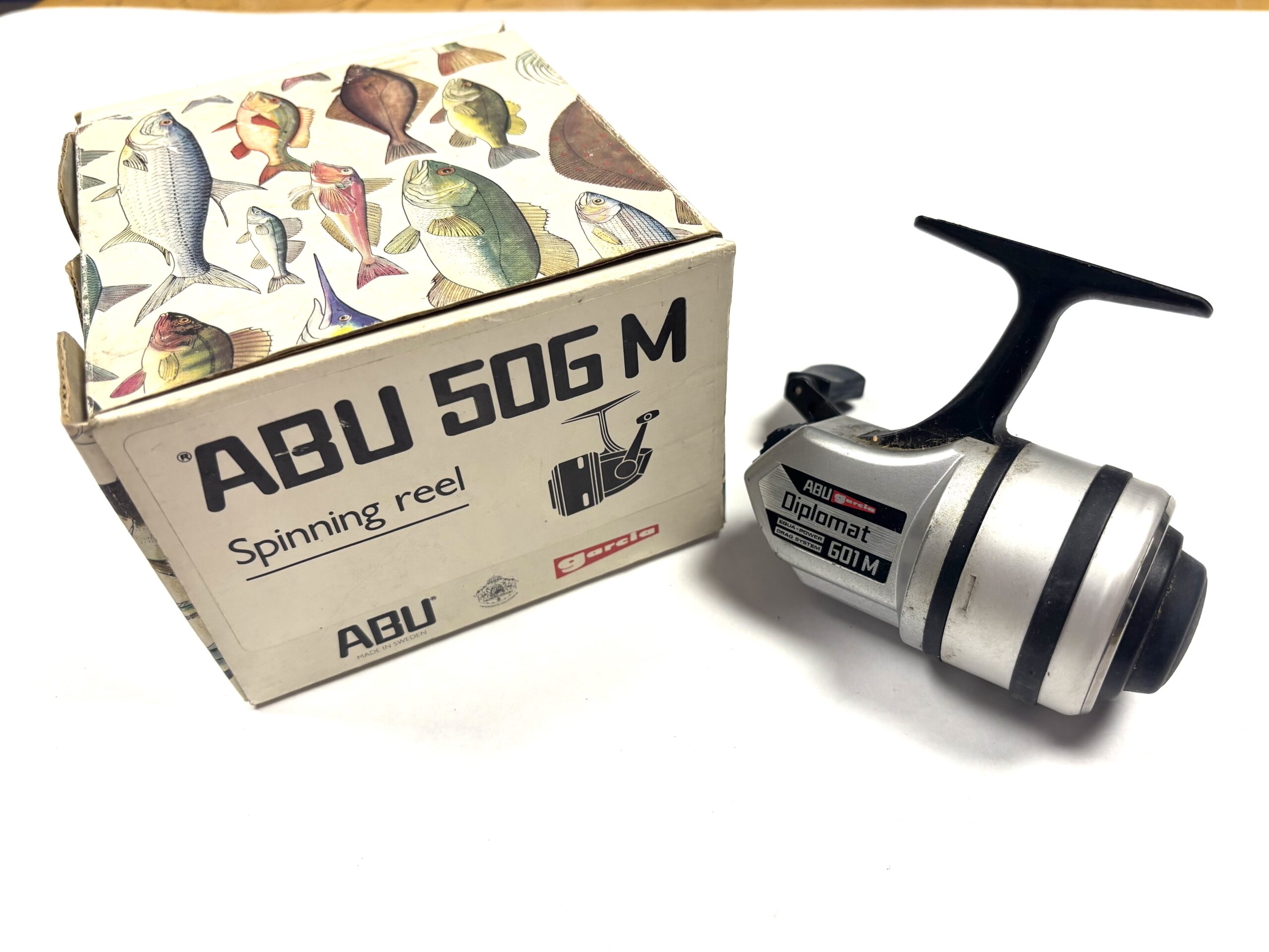 Abu 506M Diplomat Closed Face Reel (1980s)